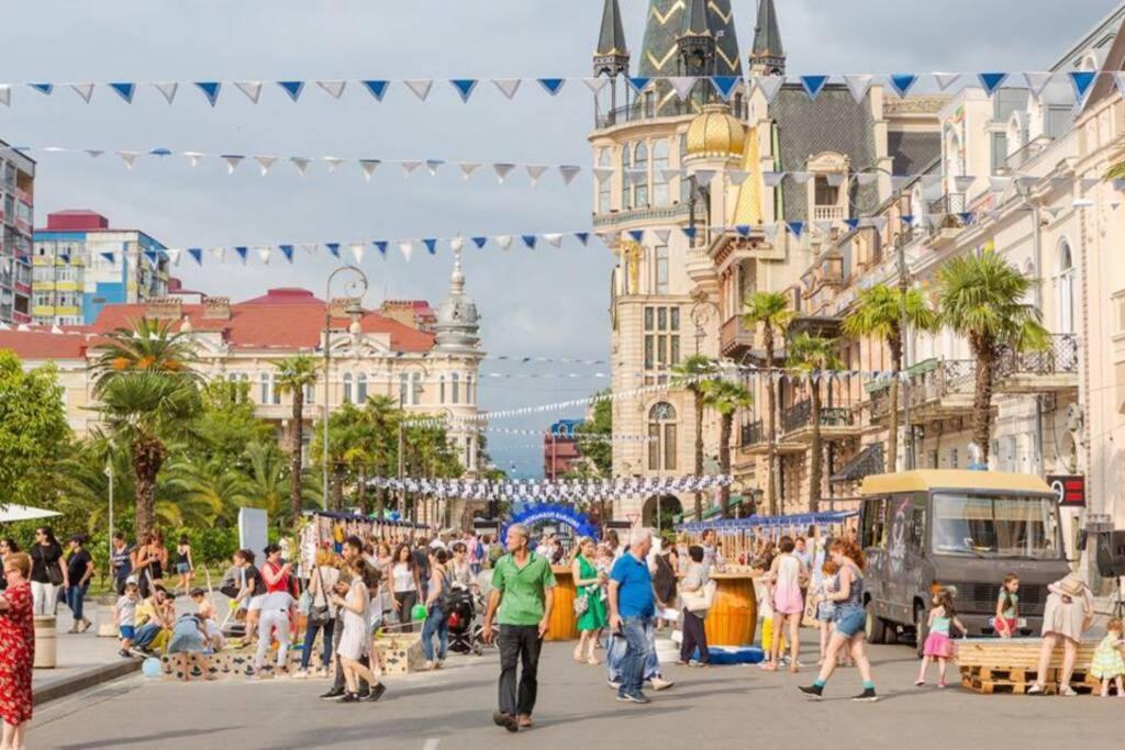'Mint Fresh' Summer Studio In Batumi City Center 아파트 외부 사진